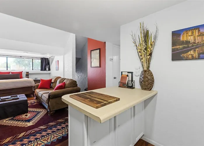 Nightlife & Shop Old Town - Unit * Scottsdale