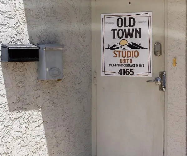 Nightlife & Shop Old Town - Unit Apartment Scottsdale